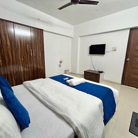 Zenith Homes - Boomerang Suites 뭄바이 외부 사진
