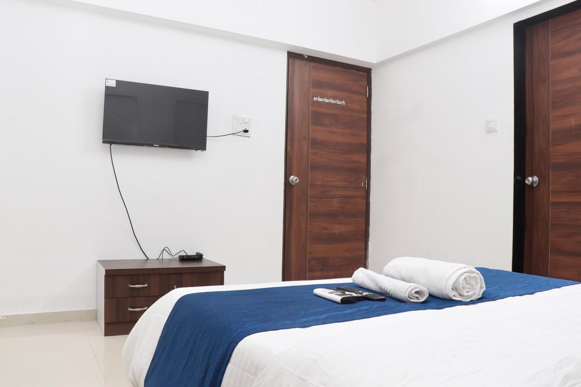 Zenith Homes - Boomerang Suites 뭄바이 외부 사진